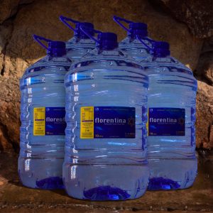 5 BIDONES 10lts NO RETORNABLES CON MANILLA NO APTO PARA DISPENSADOR